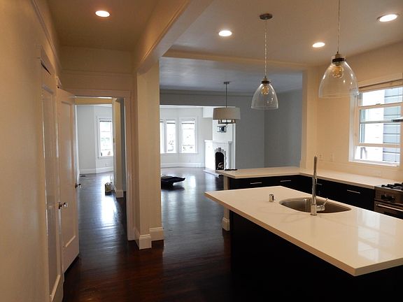 4th image of 2021 Jefferson St
