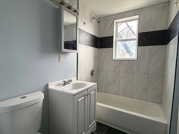 5th image of 6 N 21st St APT 34