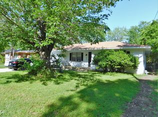 3306 Avon Dr, Denton, TX 76209