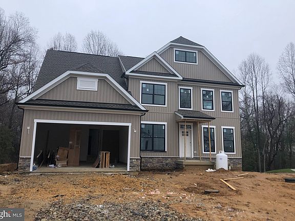 3rd image of 23498 Watervale Dr
