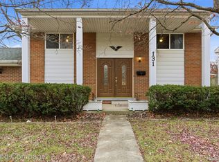 131 S Christine, Westland, MI 48186