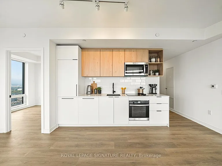 1185 Dupont St #2510 — Photo 10