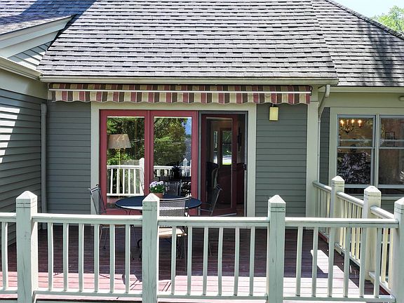 4th image of 12 Little Pond Road