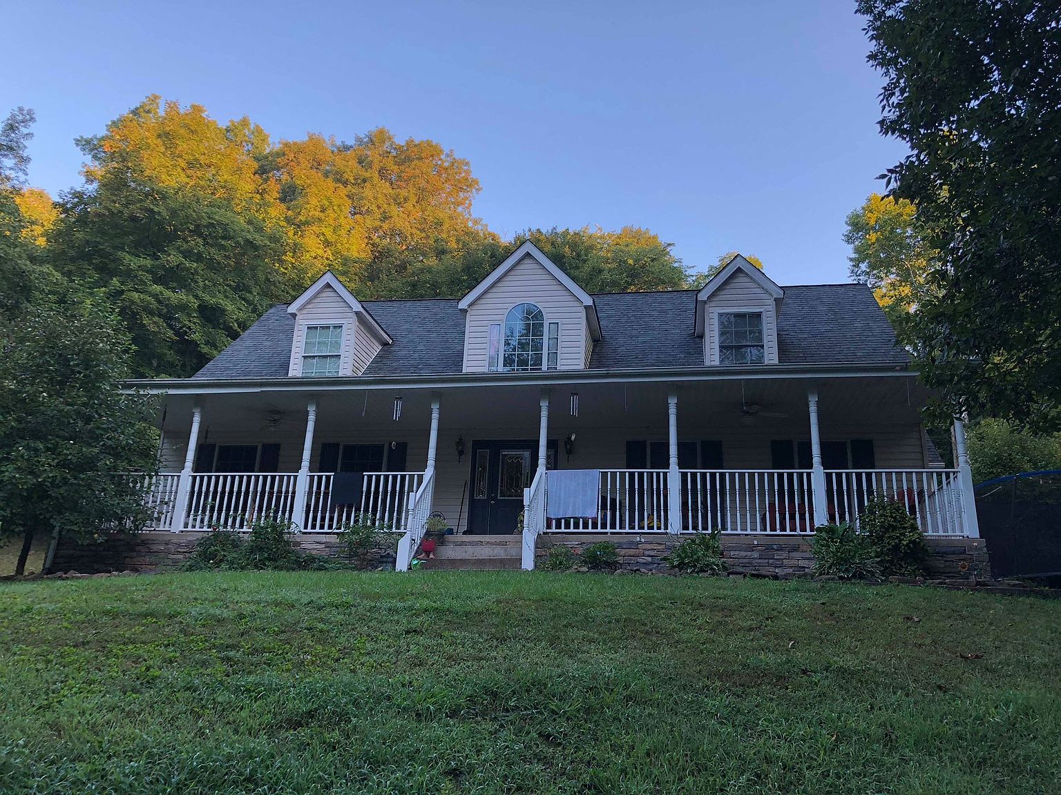 52 bloom ln cottageville wv 25239 zillow zillow