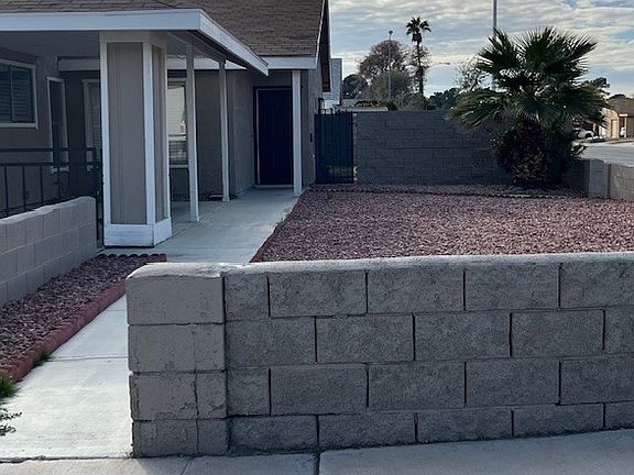 4th image of 7053 Mountain Meadow Ln