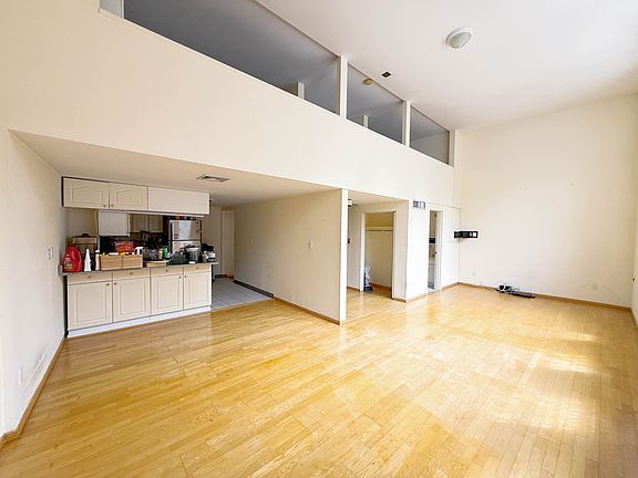 4th image of 371 Madison St APT 116