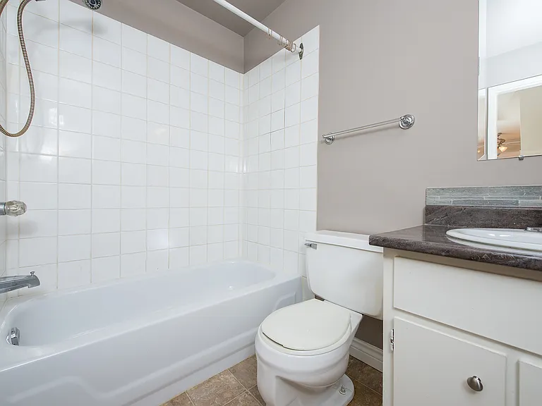 6 Gainsborough Ave — Photo 30