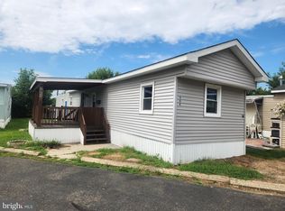 904 Bobwood Ave, Gloucester City, NJ 08030