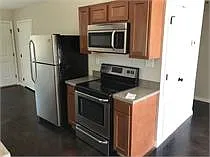 185 Brownlee Rd #14 — Photo 5