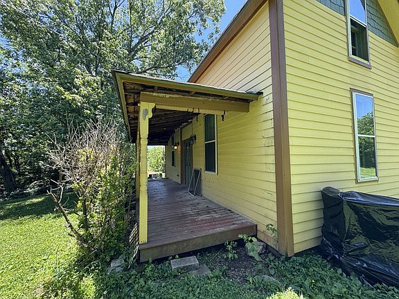 2nd image of 2342 Valley Creek Rd