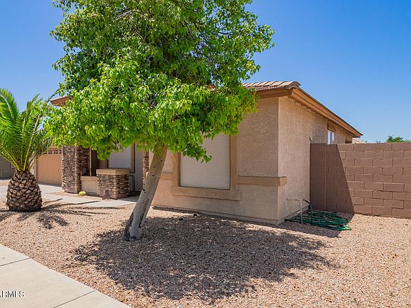 3rd image of 340 N 102ND Place