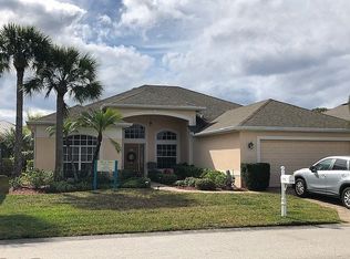 9190 Palm Island Cir, North Fort Myers, FL 33903