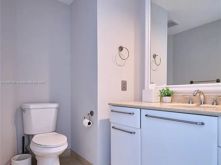 3101 S Ocean Dr — Photo 18