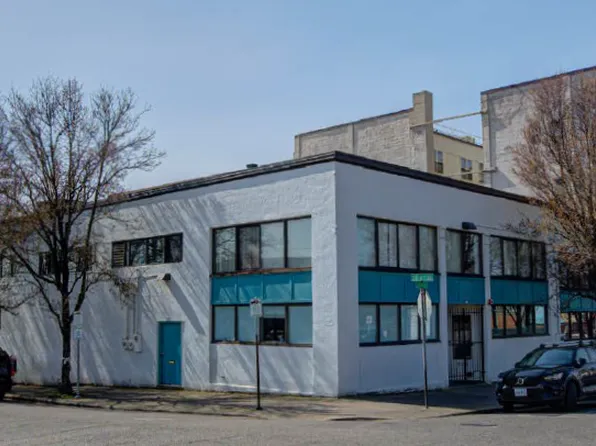 544 SE Oak St, Portland, OR