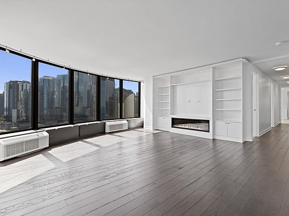 4th image of 505 N Lake Shore Dr #2010-2011