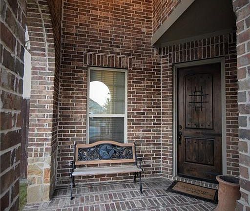 4th image of 5601 Granada Dr