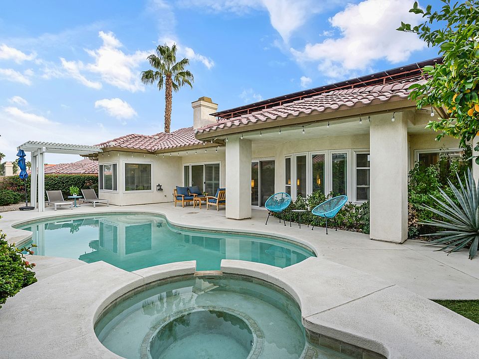 1st image of 77516 Carinda Ct
