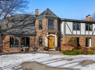 102 Prospect Ct, Prospect Heights, IL 60070