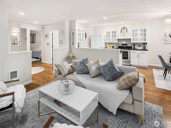 4th image of 6527 200th Street SW #104