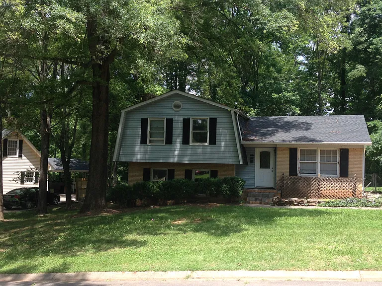 116 Yorktowne St — Photo 21