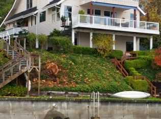 1611 E Bay Dr NE, Olympia, WA 98506