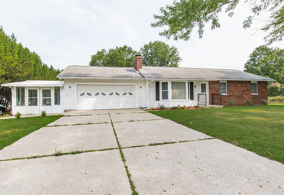 1st image of 3093 Thayer Ave