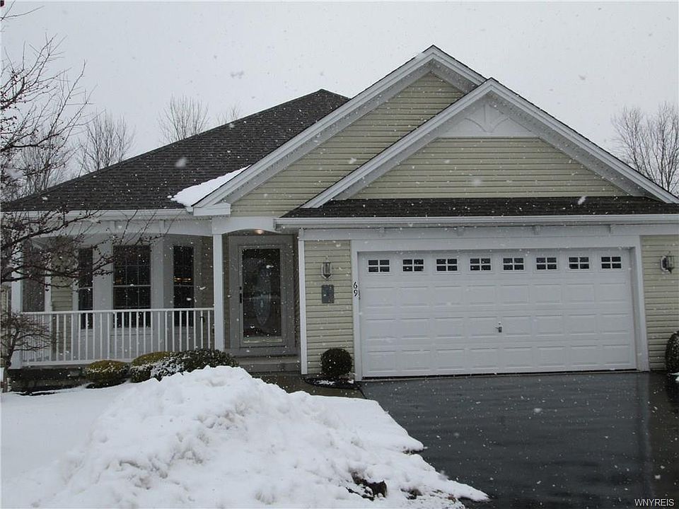1st image of 69 French Oaks Ln