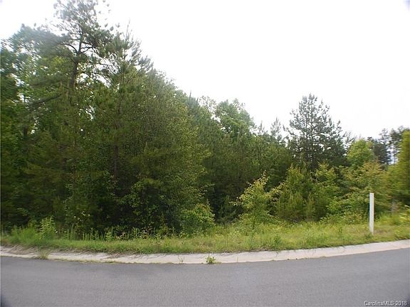4th image of 2260 Evergreen Dr #51