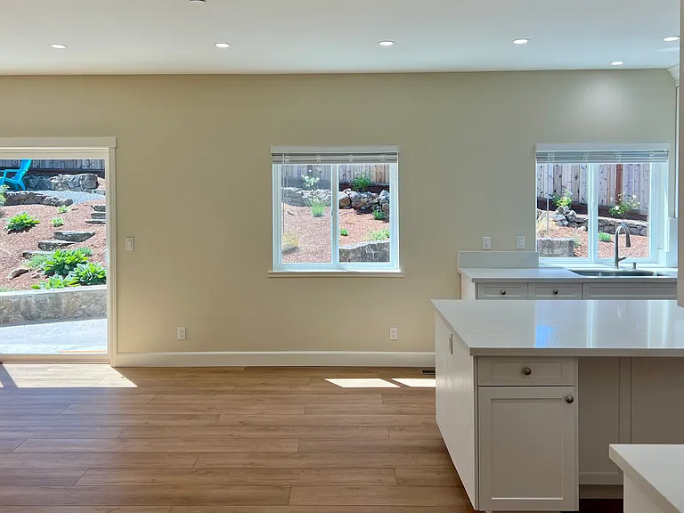 3729 Cannes Pl — Photo 9