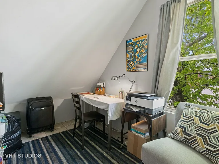 2640 N Burling St #3 — Photo 7