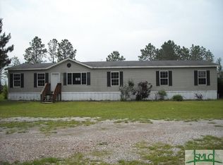 425 Charles Shuman Rd, Pembroke, GA 31321