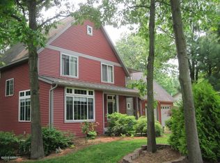6436 Ototeman Trl, Saugatuck, MI