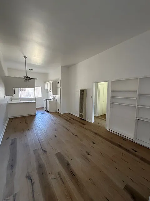 2 bed, 1000 sqft, $2,250 — Photo 1