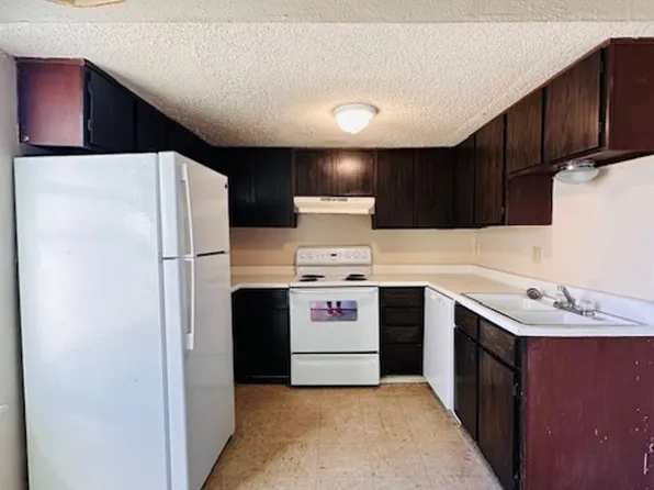 Available Now, 185F Monroe Ave, Green River, WY 82935