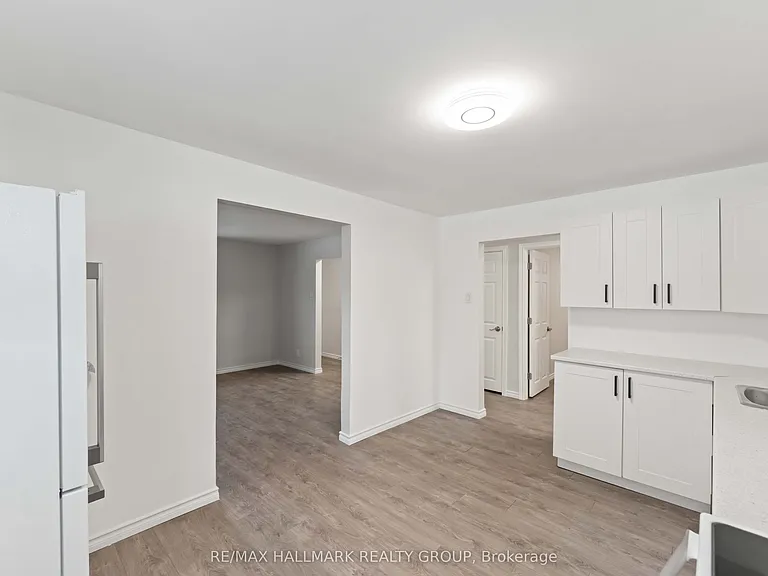 6876 Notre Dame St #B — Photo 17
