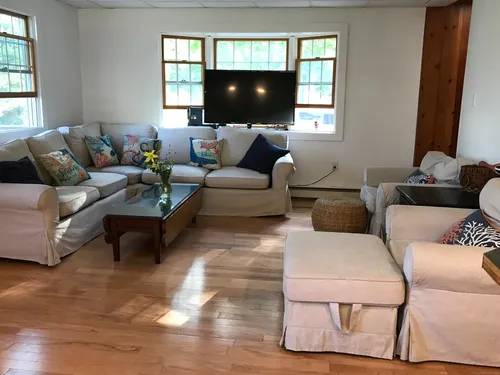 33 Maple St Photo 1