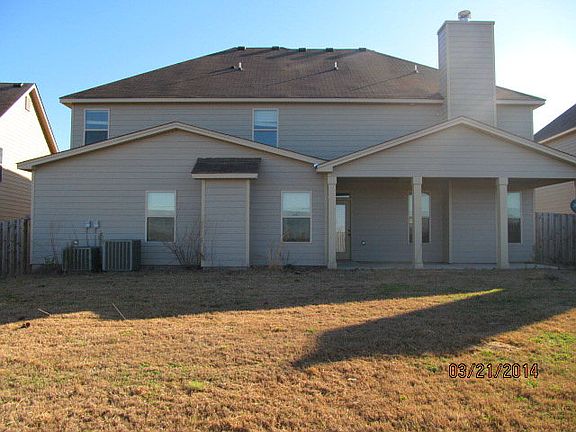 2nd image of 3059 Parkridge Dr