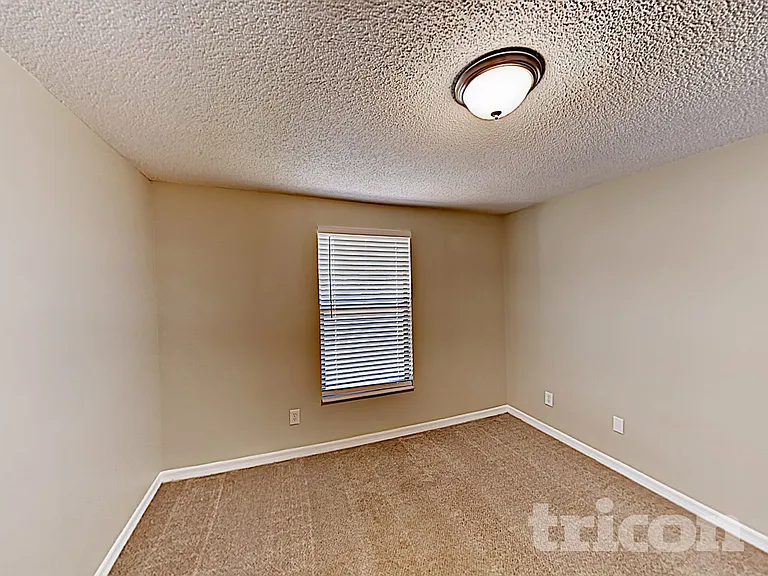 506 Emberwood Dr — Photo 27