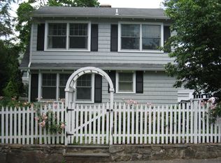 19 Catalpa Ter, Darien, CT 06820