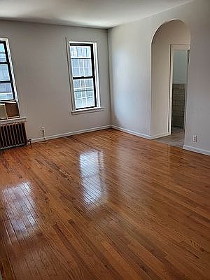 4th image of 11940 Union Tpke APT 6