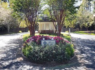 169 Kingfisher Ct, New London, NC 28127