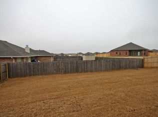9305 Shady Grove Rd, Moore, OK 73160
