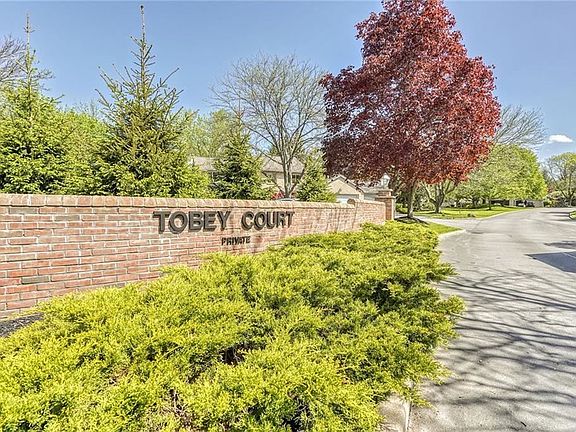 4th image of 2 Tobey Ct