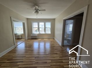 1333 W Birchwood Ave APT 303, Chicago, IL 60626