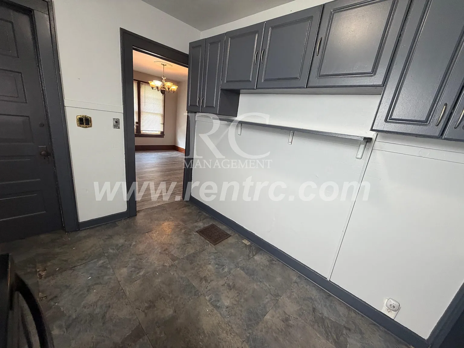 2 bed, $795 — Photo 3