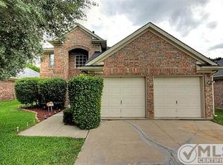 3310 Westhoff Dr, Grand Prairie, TX 75052