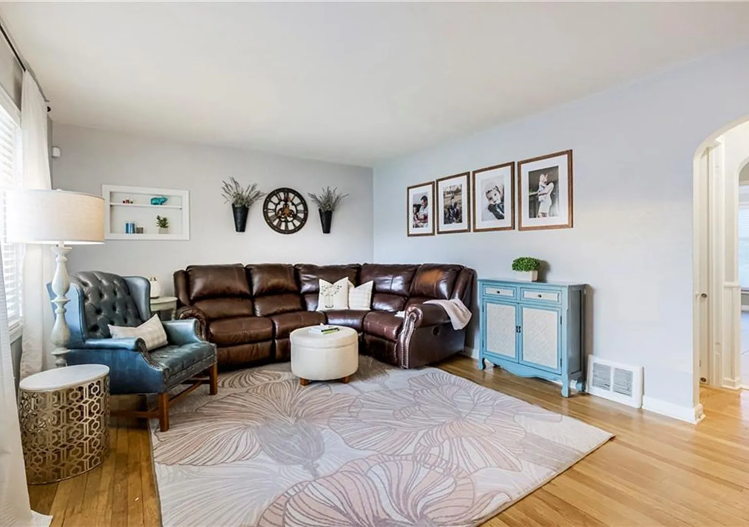 Coming Soon - Adorable Home In Lenexa — Photo 3