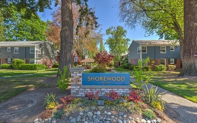 Shorewood — Photo 1