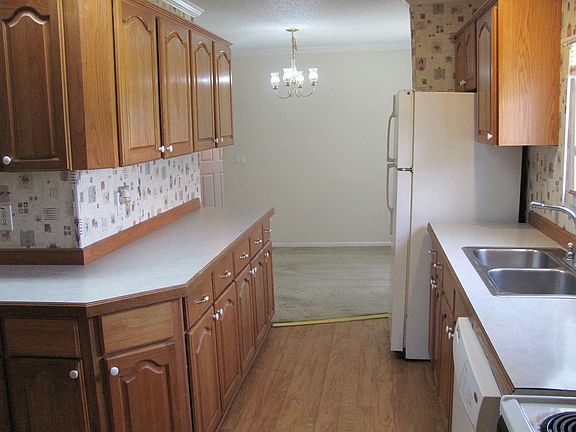 5th image of 6340 Spotswood Trl