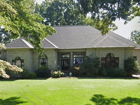 8695 Howard Dr, Terrell, NC 28682